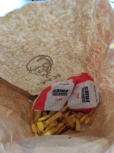 Photo of KFC - Sprowston retail park, Salhouse Rd, Norwich NR7 9AZ